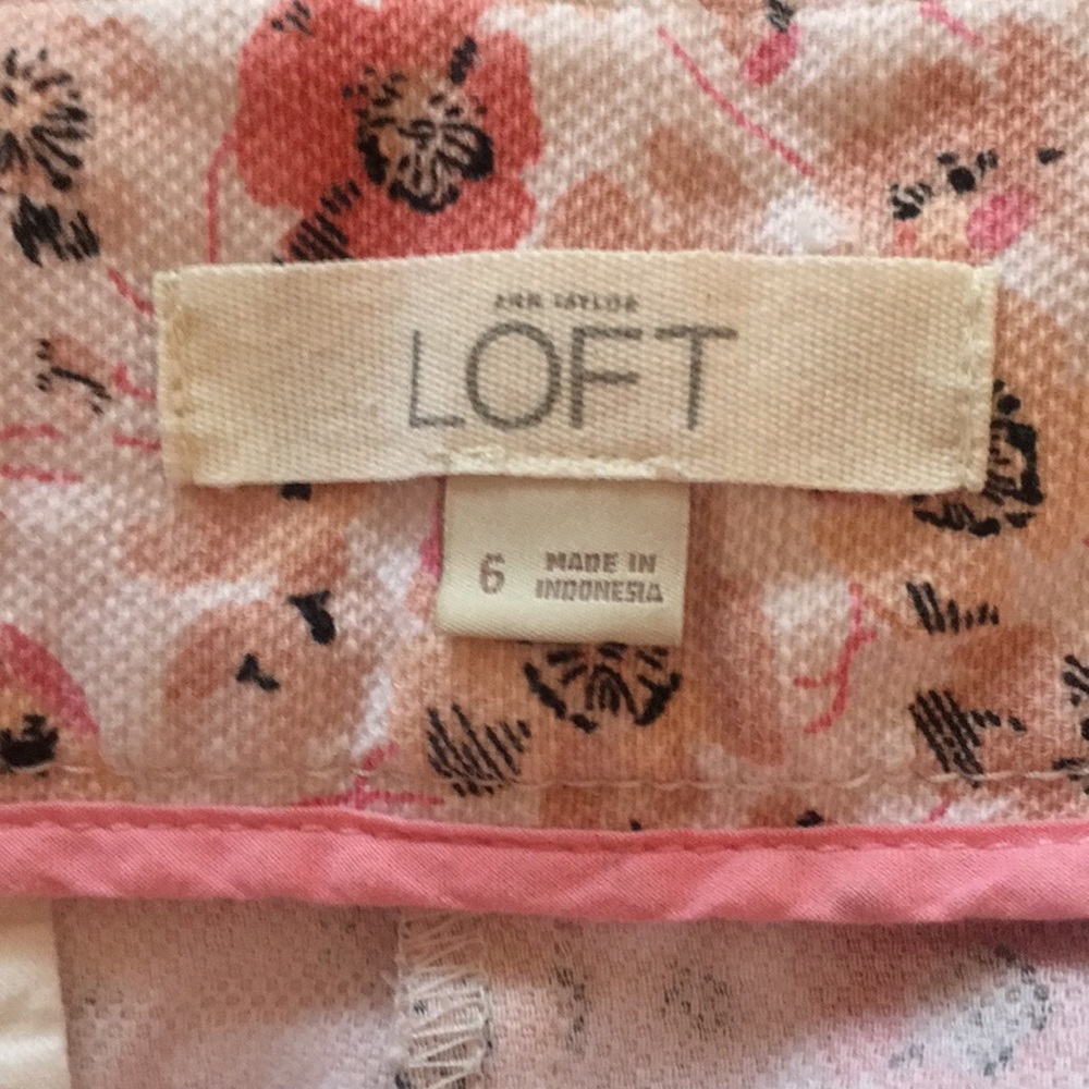 LOFT pink poppy shorts - Picture 3 of 4